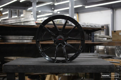 Vossen x Novitec NF10 22x12.5 - 5x114.3 BP - ET46 - Gloss Black Ferrari 812 Superfast/GTS Rear Wheel