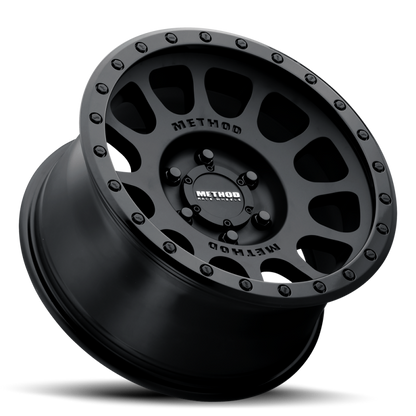 Method MR305 NV 17x8.5 0mm Offset 8x6.5 130.81mm CB Matte Black/Gloss Black Wheel