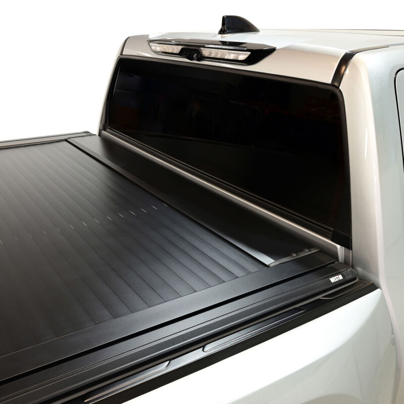 Westin 22-26 Toyota Tundra 5ft 5in. (66in.) Bed Electric Retractable Tonneau Cover - Black